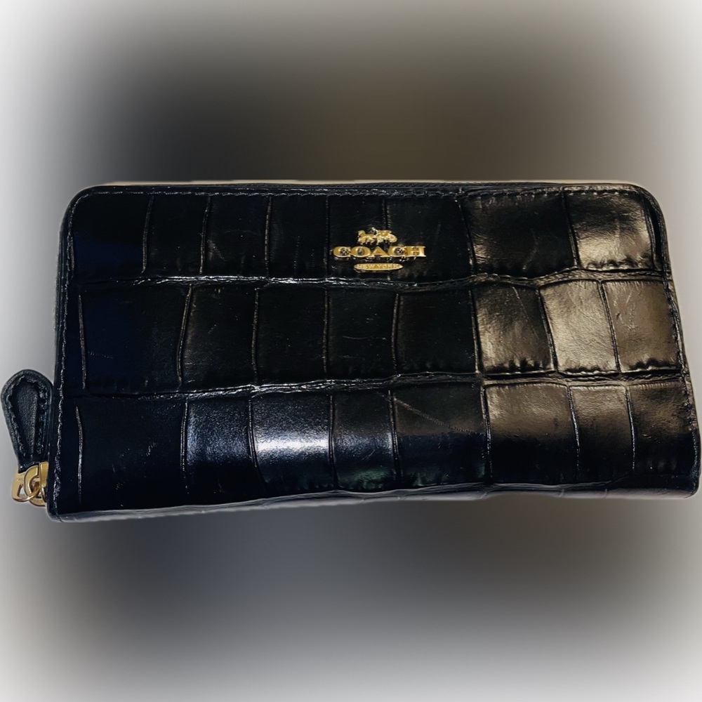 Black Coach leather satchel bag and wallet - Picture 2 of 3